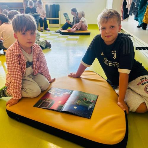 Kinder lesen 8